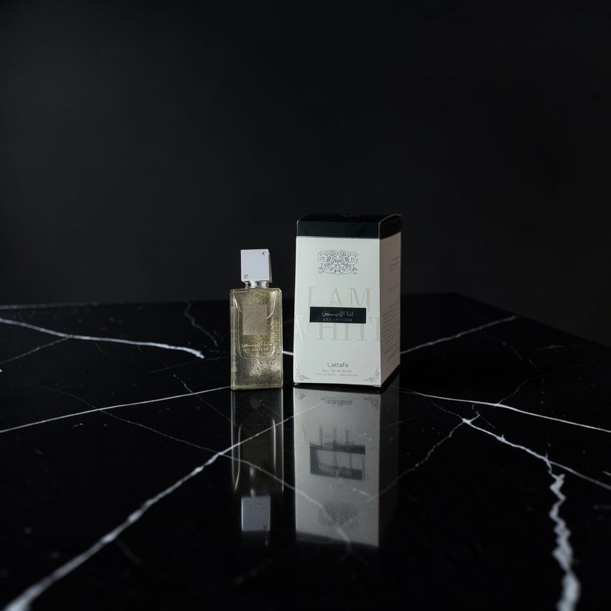 Ana Al Abyadh Eau de Parfum by Lattafa